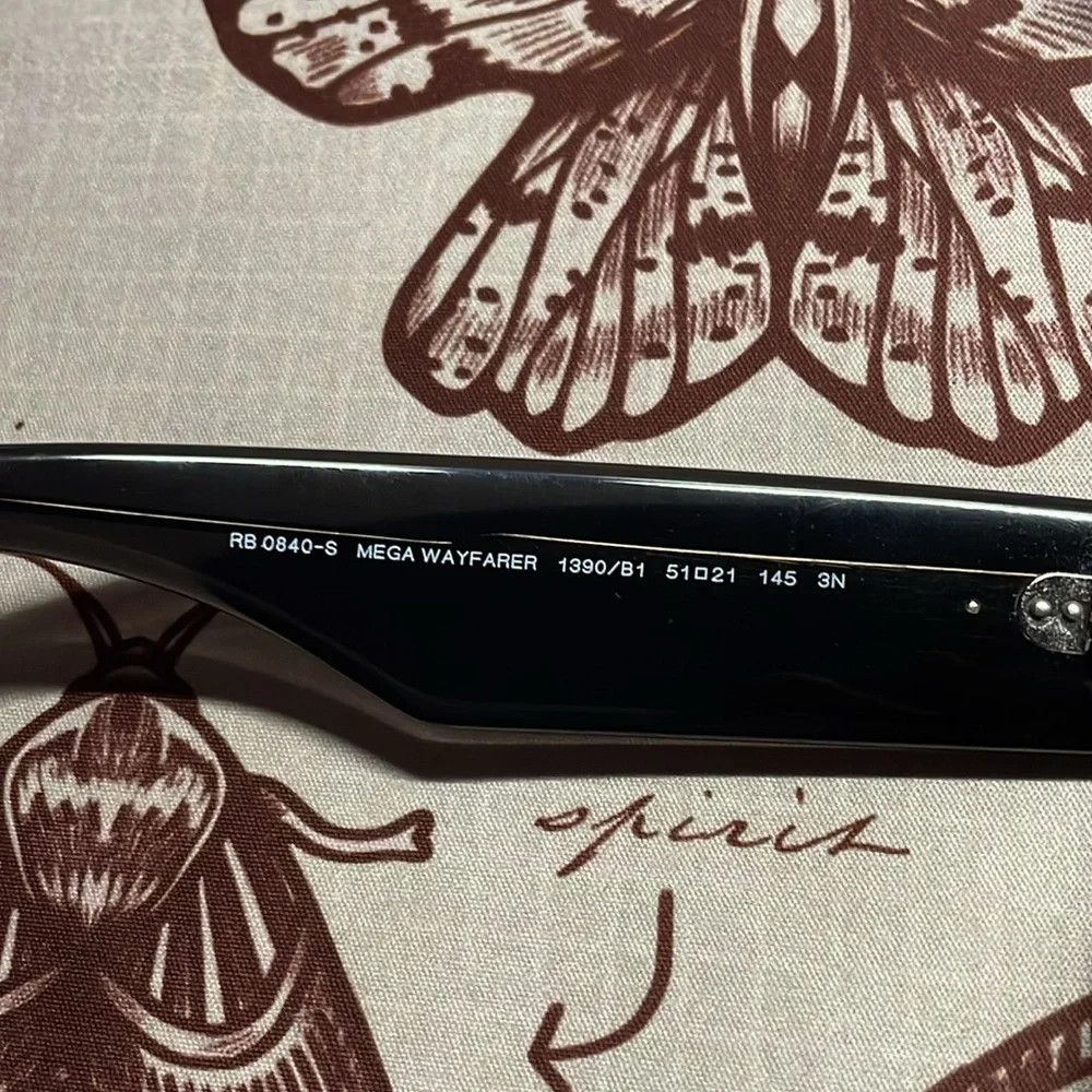 Ray-ban mega wayfarer women’s sunglasses - Picture 2 of 4